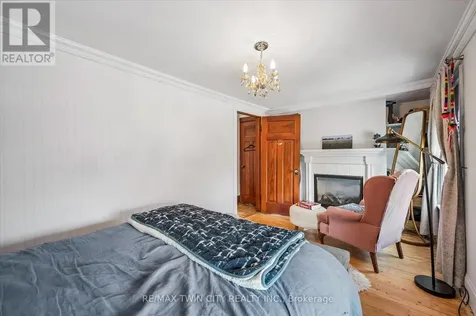 15 Waterside Avenue Cambridge ON N1R 1E8