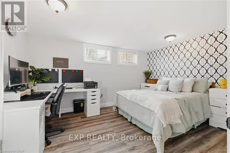 120 Elgin Crescent Waterloo ON N2J 2S4