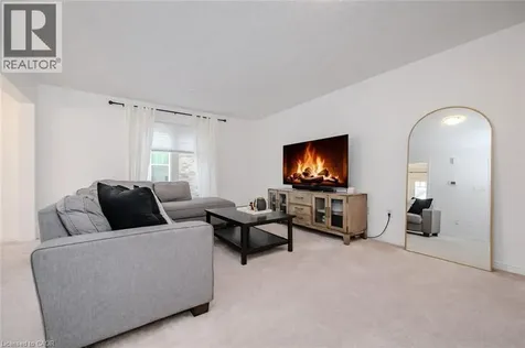 525 Cavanagh Lane Milton ON L9T 8G4