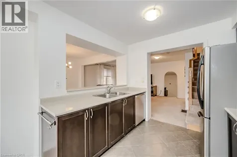 525 Cavanagh Lane Milton ON L9T 8G4