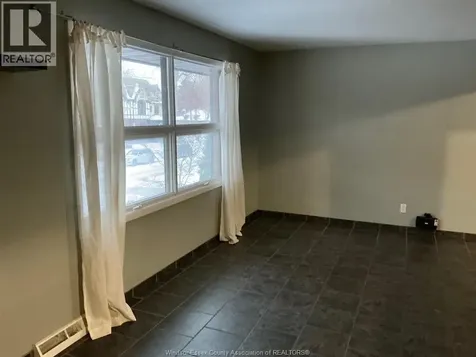 721 Devonshire Windsor ON N8Y 2L9