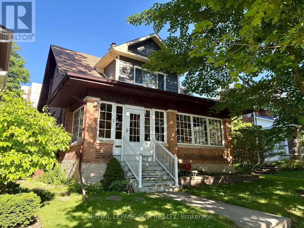42 First Street Orangeville ON L9W 2E2
