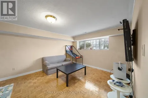 522 Trico Drive Cambridge ON N3H 5M5