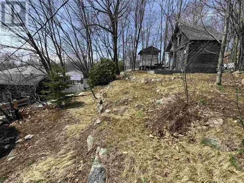 44 Axmith Avenue Elliot Lake ON P5A 1B7