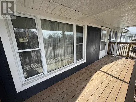 44 Axmith Avenue Elliot Lake ON P5A 1B7