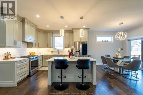2 Summerville Avenue Leamington ON N8H 0C5