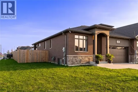 2 Summerville Avenue Leamington ON N8H 0C5