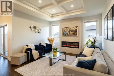 2 Summerville Avenue Leamington ON N8H 0C5