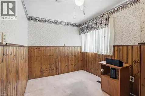 105 Tolton Avenue Hamilton ON L8H 5N7