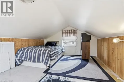 105 Tolton Avenue Hamilton ON L8H 5N7