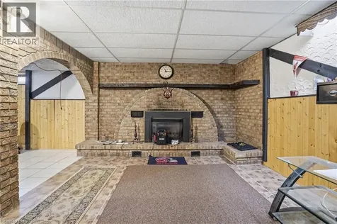 105 Tolton Avenue Hamilton ON L8H 5N7