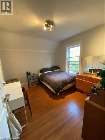 48 Betzner Avenue North Kitchener ON N2H 3B9
