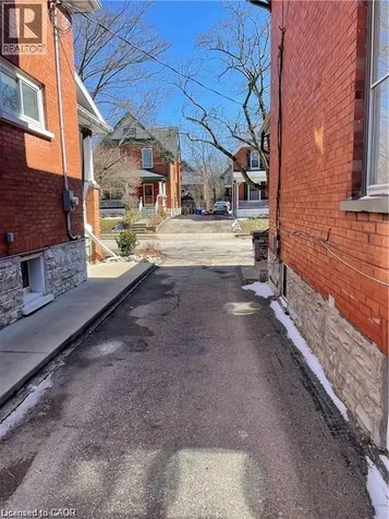 48 Betzner Avenue North Kitchener ON N2H 3B9