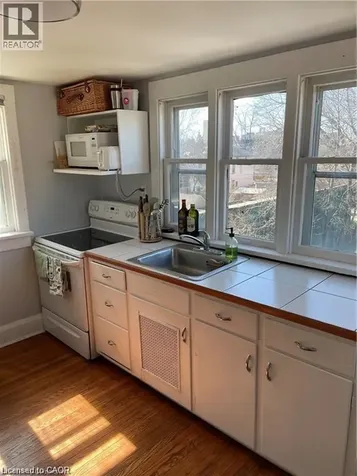 48 Betzner Avenue North Kitchener ON N2H 3B9