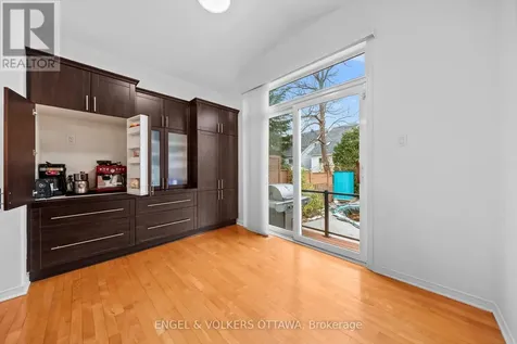 57 Newcastle Avenue Ottawa ON K2K 3B5