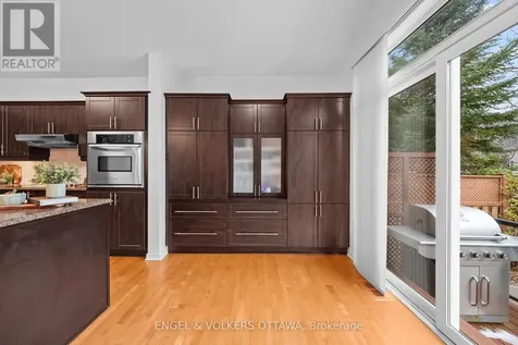 57 Newcastle Avenue Ottawa ON K2K 3B5