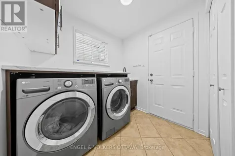 57 Newcastle Avenue Ottawa ON K2K 3B5