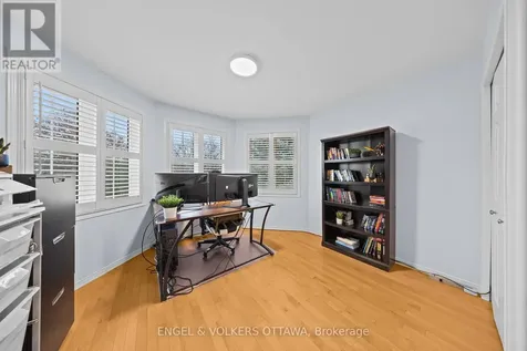 57 Newcastle Avenue Ottawa ON K2K 3B5