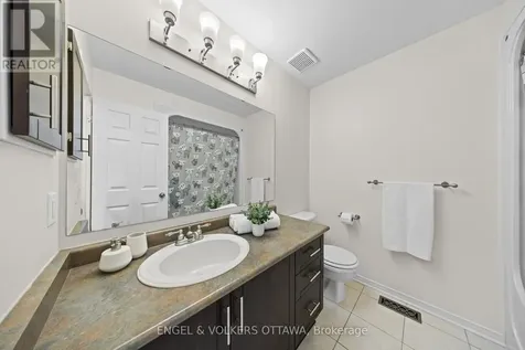 57 Newcastle Avenue Ottawa ON K2K 3B5