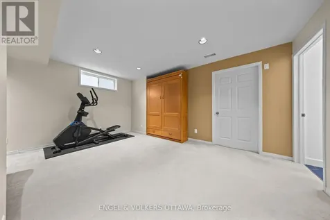 57 Newcastle Avenue Ottawa ON K2K 3B5