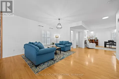 57 Newcastle Avenue Ottawa ON K2K 3B5