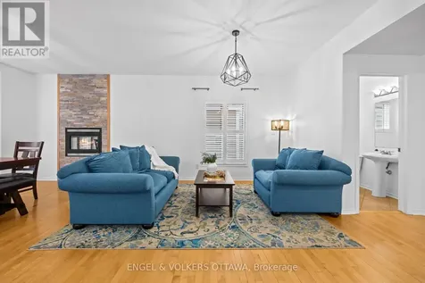 57 Newcastle Avenue Ottawa ON K2K 3B5
