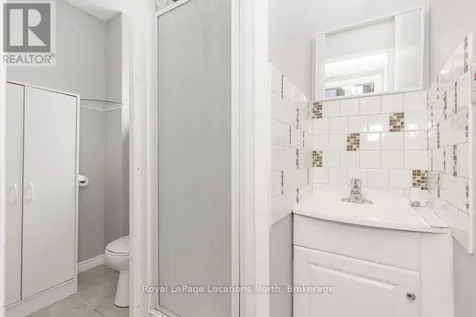 45 William Avenue Wasaga Beach ON L9Z 2X3