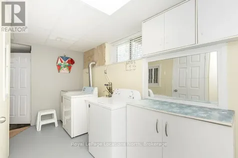 45 William Avenue Wasaga Beach ON L9Z 2X3