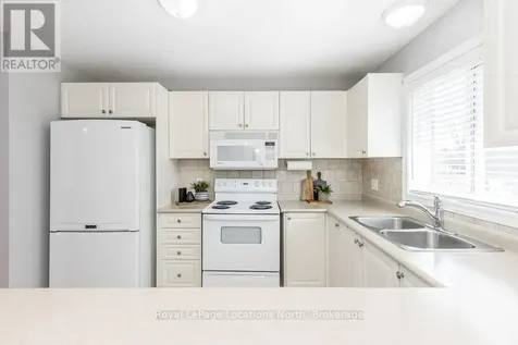 45 William Avenue Wasaga Beach ON L9Z 2X3