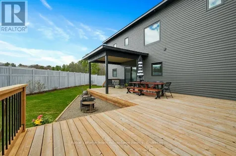 55 Dennis Drive Parry Sound ON P2A 2H9