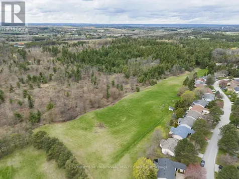 101 Tecumseth Pines Drive New Tecumseth ON L0G 1W0