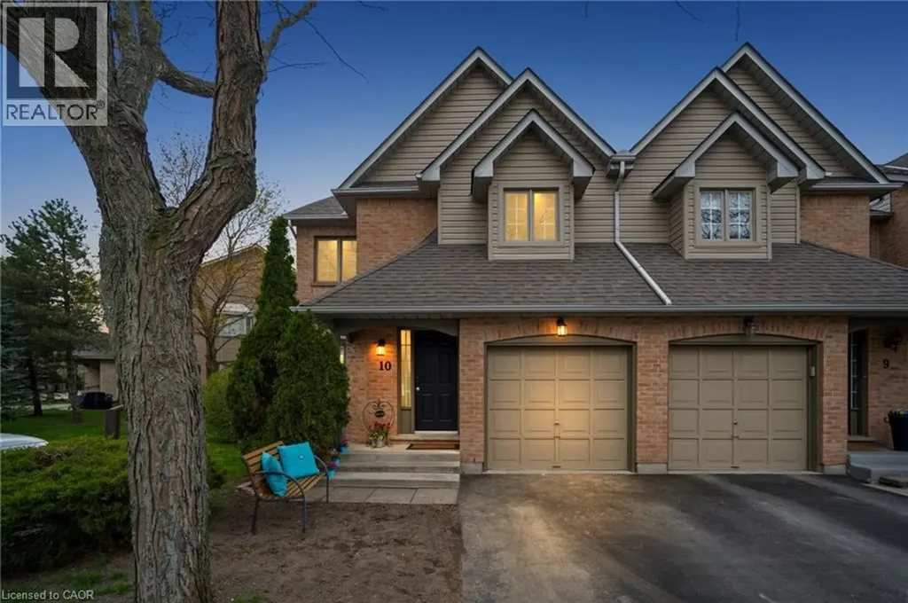 320 Hamilton Drive Ancaster ON L9G 4W6