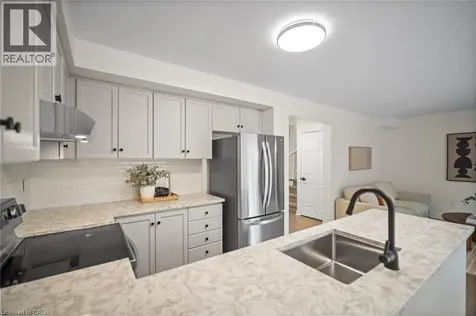 320 Hamilton Drive Ancaster ON L9G 4W6