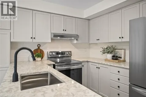 320 Hamilton Drive Ancaster ON L9G 4W6