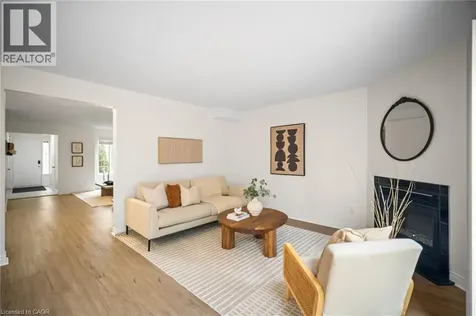 320 Hamilton Drive Ancaster ON L9G 4W6