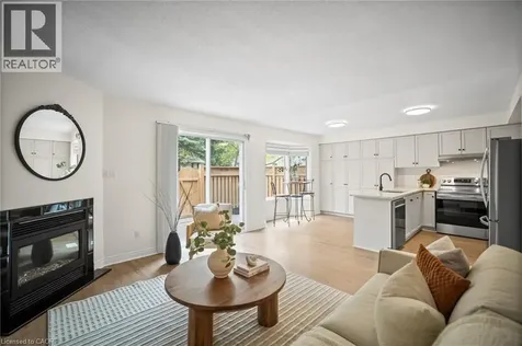 320 Hamilton Drive Ancaster ON L9G 4W6
