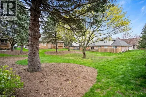 320 Hamilton Drive Ancaster ON L9G 4W6