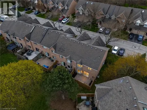 320 Hamilton Drive Ancaster ON L9G 4W6