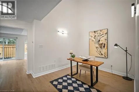 320 Hamilton Drive Ancaster ON L9G 4W6