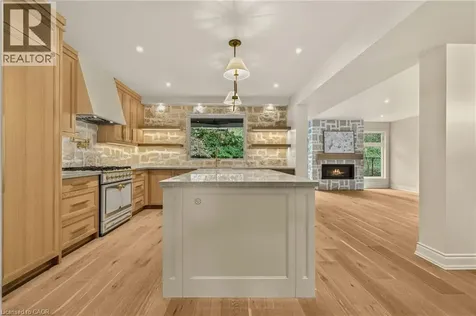 393 Hess Street South Hamilton ON L8P 3R2