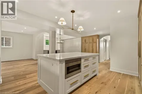 393 Hess Street South Hamilton ON L8P 3R2