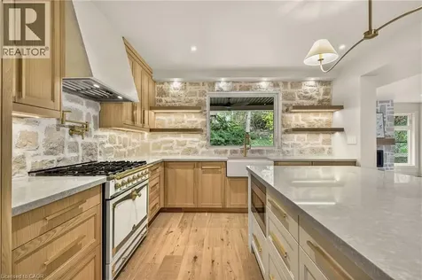 393 Hess Street South Hamilton ON L8P 3R2