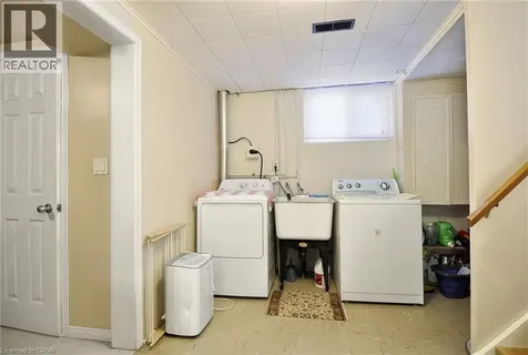 104 Milford Avenue Waterloo ON N2L 3Z3