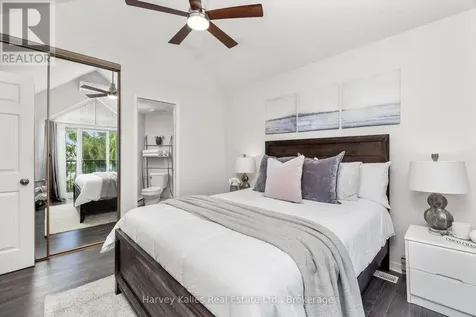 789 Johnston Park Avenue Collingwood ON L9Y 5C7
