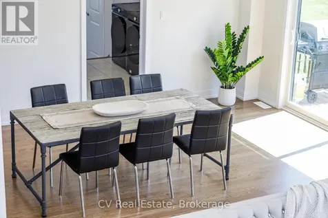 111 Stoneleigh Drive Blue Mountains ON L9Y 4P5