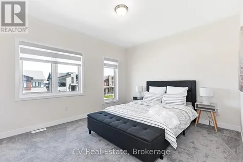 111 Stoneleigh Drive Blue Mountains ON L9Y 4P5