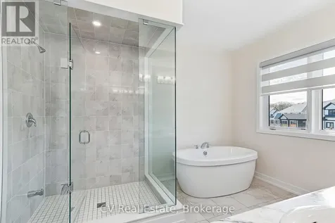 111 Stoneleigh Drive Blue Mountains ON L9Y 4P5