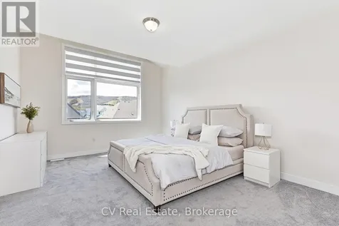 111 Stoneleigh Drive Blue Mountains ON L9Y 4P5