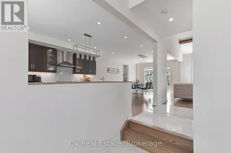 111 Stoneleigh Drive Blue Mountains ON L9Y 4P5
