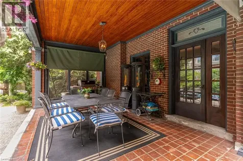 5 Undercliffe Avenue Hamilton ON L8P 3G9
